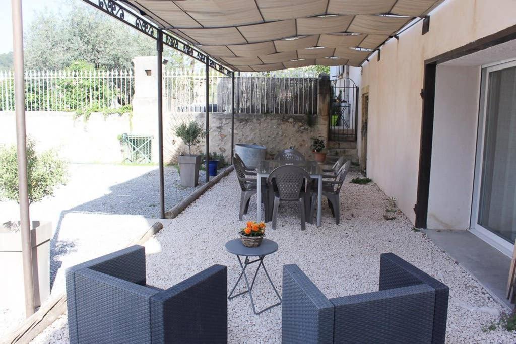 Le Gite Du Jas Vieux Montfort  Εξωτερικό φωτογραφία